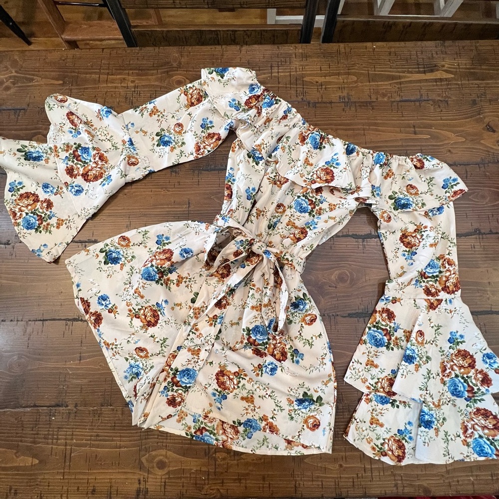 Off the Shoulder Floral Long Sleeve Ruffle Bell Sleeve Romper